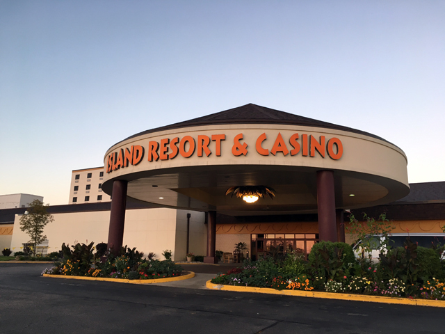 casino island resort casino michigan